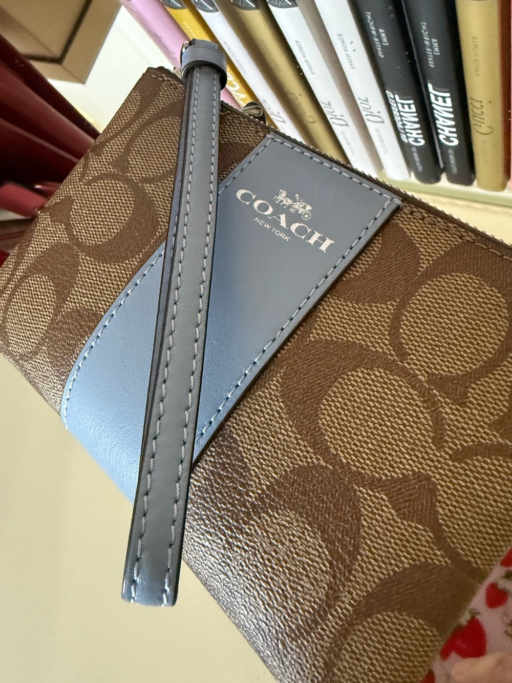 Coach signature C current canvas and leather wristlet pouch - Picture 2 of 9